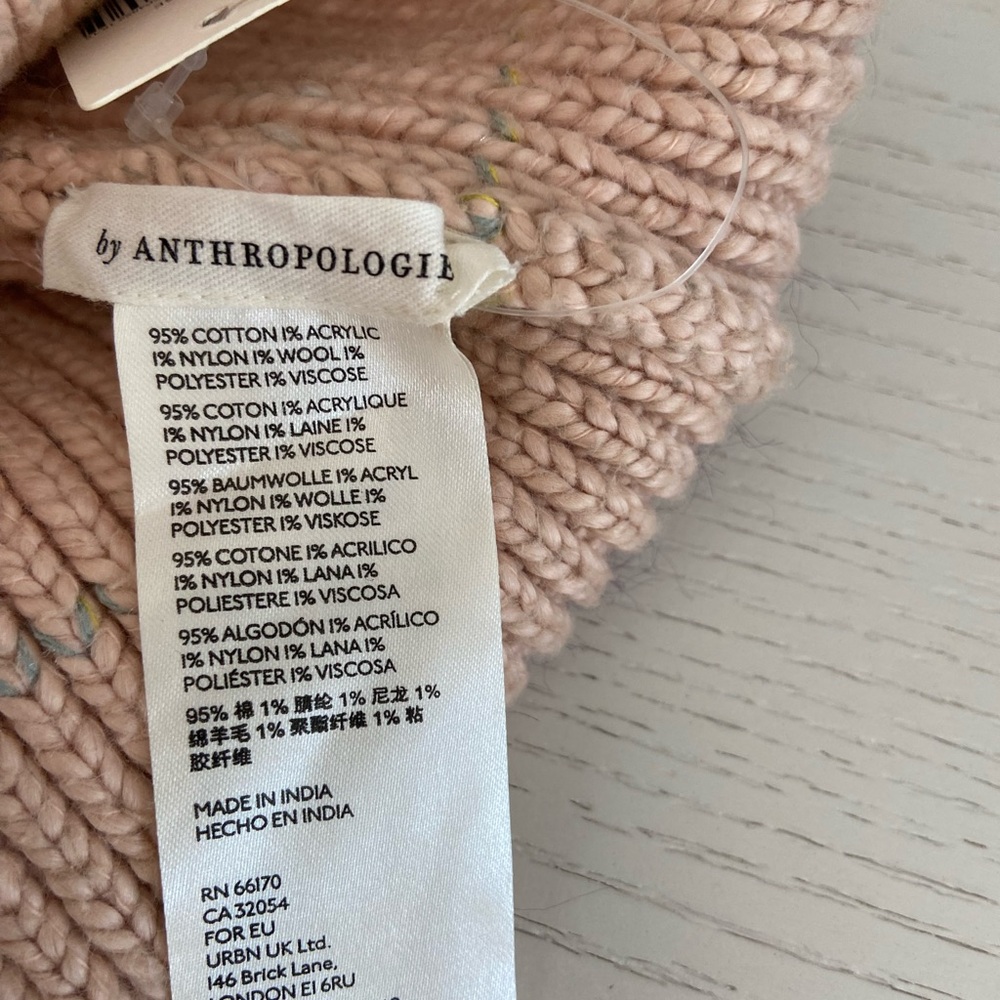 new with tags pinkish anthropologie knit ski winter hat with translucent sequins - Picture 8 of 8